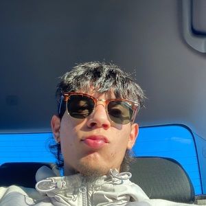 Meet your Posher, Ronnie